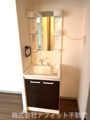 【洗面所】 | ウィン岡山 | 洗髪洗面化粧台