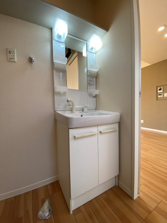 Alicia(アリシア)の独立洗面台