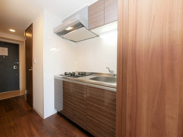 HRフロントリーガル難波WESTのキッチン