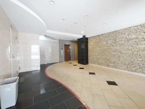 セレニテ夕陽丘ＥＳＴのロビー