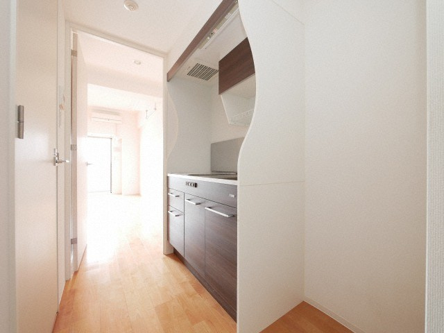 セレニテ夕陽丘ＥＳＴのキッチン