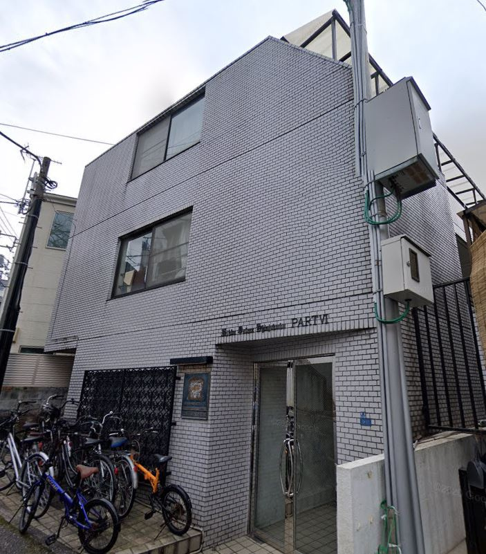 日興パレス新宿パート5の外観