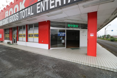 【エントランス】 | 東桜川テナント