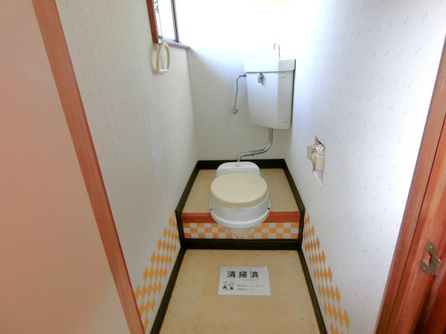 大網白里市四天木貸家のトイレ