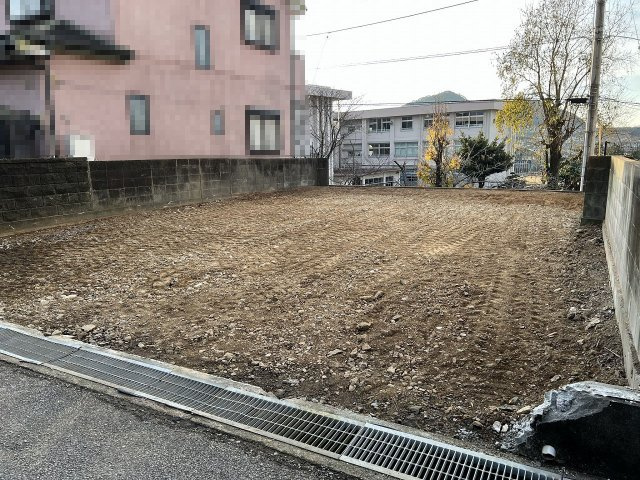 瀬戸東町　売土地　建築条件なしの外観