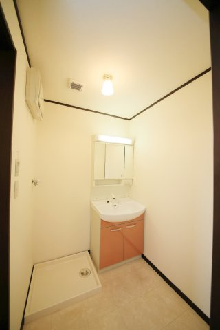 イースト加木屋の洗面所