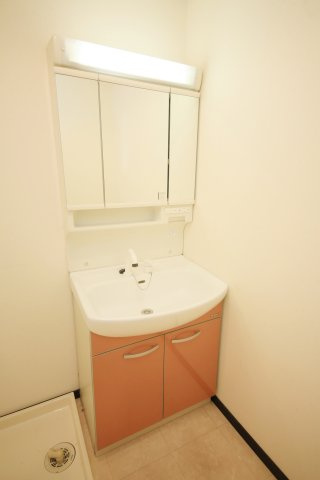 イースト加木屋の独立洗面台