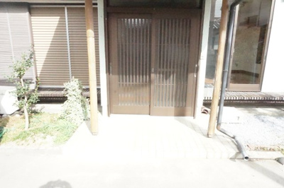 【エントランス】 | 間々田2450戸建