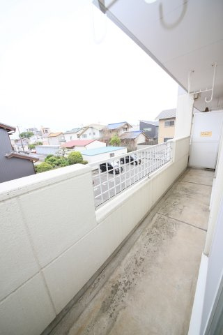 岩滑イーストハイツのバルコニー