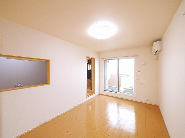 フォレスティアの居間・リビング