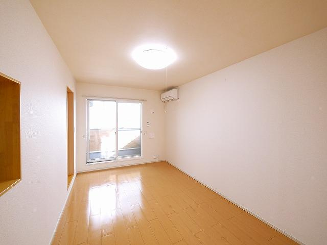 フォレスティアの居間・リビング