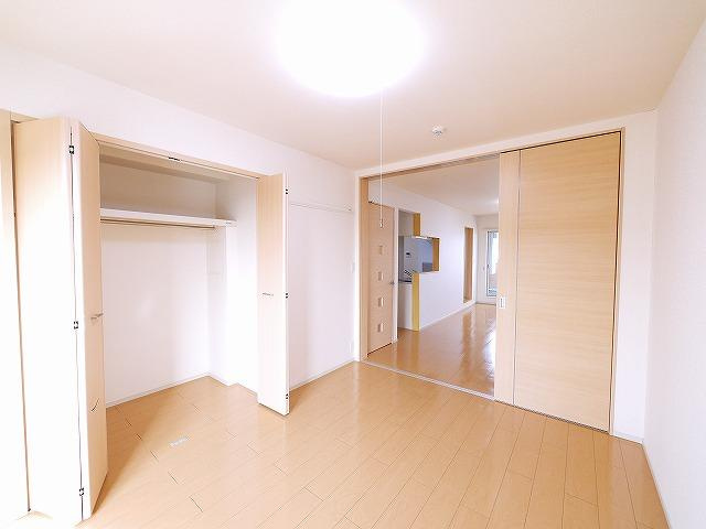 フォレスティアの寝室