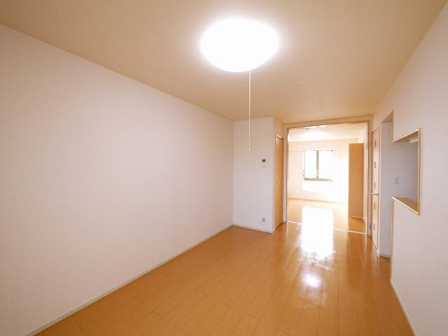 フォレスティアの居間・リビング