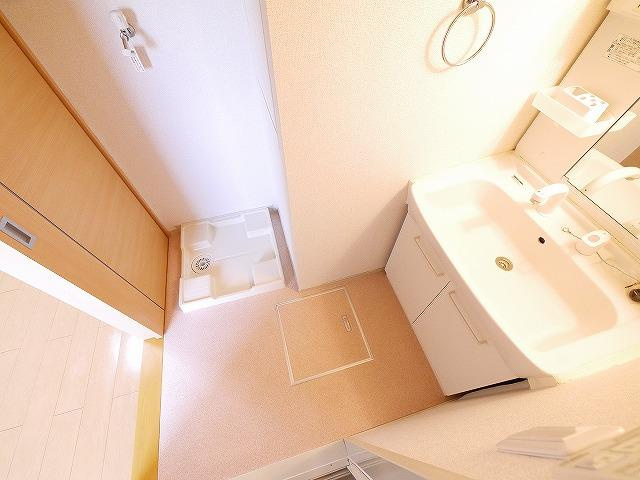 フォレスティアの洗面所|広い洗面スペース