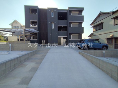 【駐車場】 | アトールテラス柱