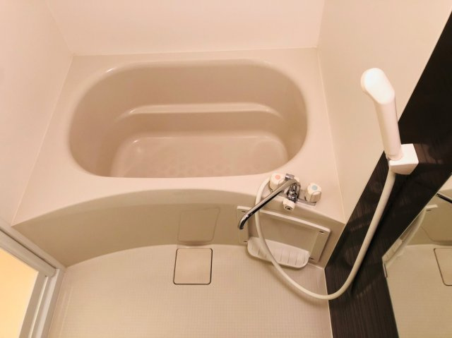 仲介手数料無料！！A・City港宝神の浴室