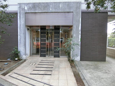 【エントランス】 | レジオス高井戸