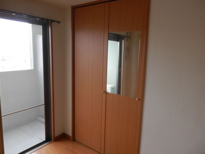 【収納】 | ローズモント・フレア博多 | 別号室の写真になります。現況優先。