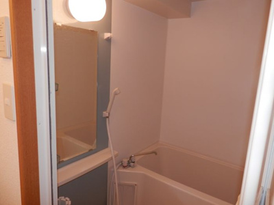 【浴室】 | ローズモント・フレア博多 | 別号室の写真になります。現況優先。