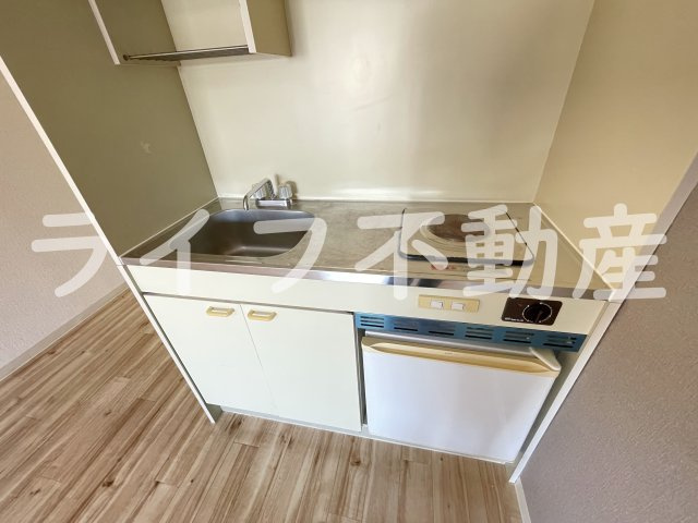 カントリーハウスのキッチン|お料理しやすいキッチンです