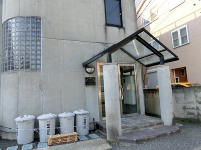 【エントランス】 | カサデルピノ