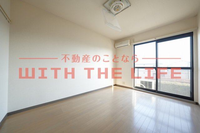 ハミングタウン合川【10,000円キャッシュバック対象物件】の洋室|使い勝手のいい洋室です