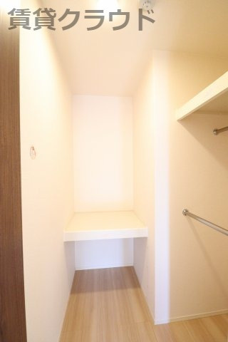 ベルカーサの収納|ウォークインクローゼット！パノラマで広さチェックしてみて！