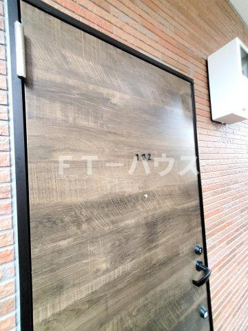 スエルテ幕張本郷の玄関