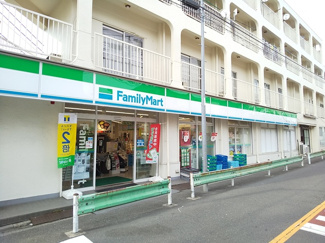 ファミリーマート緑が丘一丁目店まで350ｍ