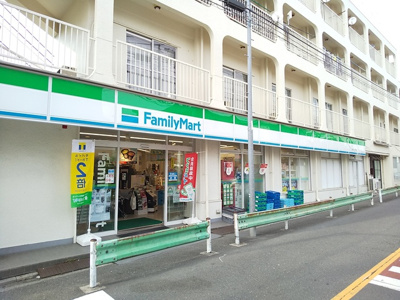 ファミリーマート緑が丘一丁目店まで350ｍ
