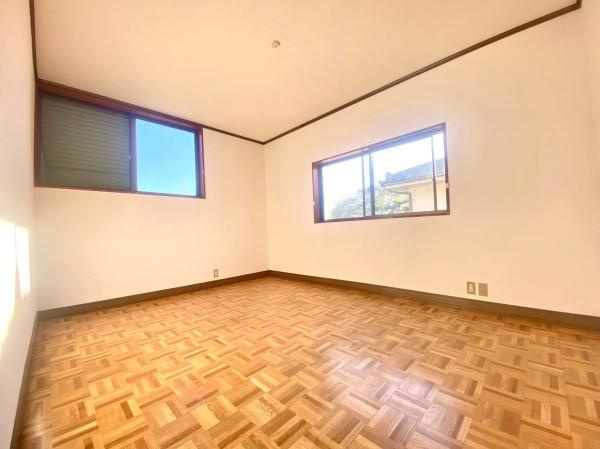 貴志川町岸宮中古戸建の洋室