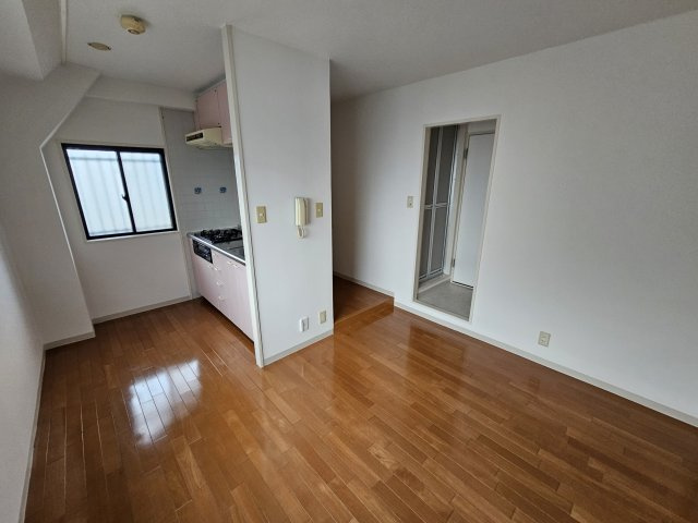 シエール灘の居間・リビング