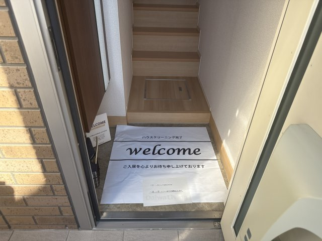 ローヤルヴィラ勝原の玄関