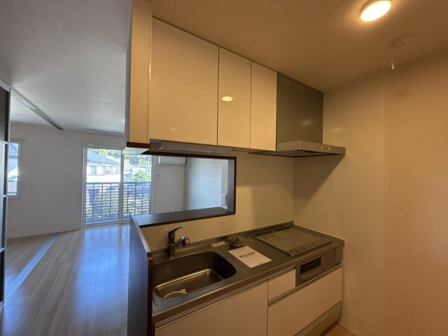 ローヤルヴィラ勝原のキッチン