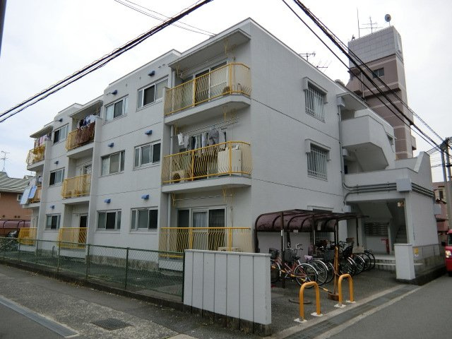 ハイツ舟木の外観