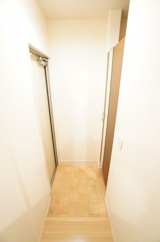 【玄関】 | ベルカーサ | ※同物件・同タイプの写真です。