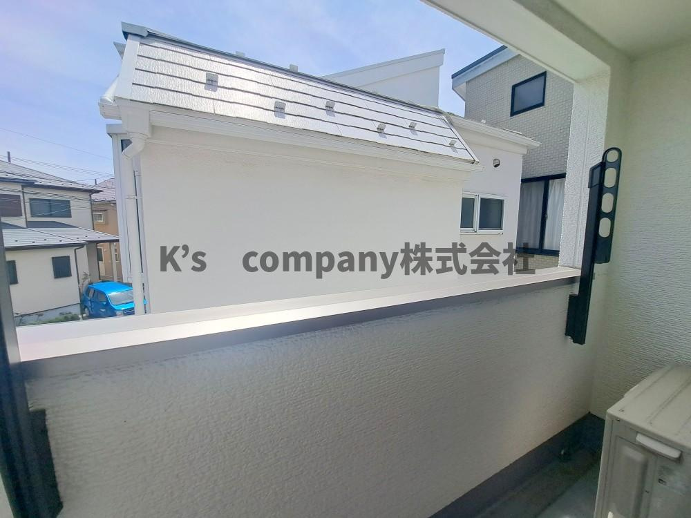 茅ヶ崎市美住町　中古戸建のバルコニー|インナーバルコニー♪急な雨でも安心な仕様です♪