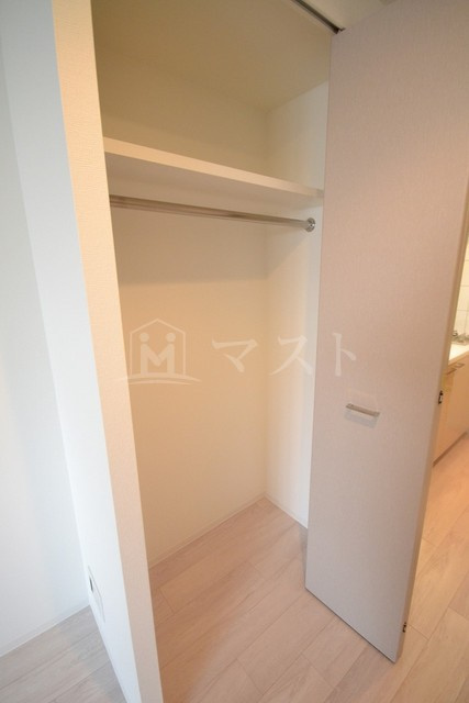 エスリード梅田グレイスの収納