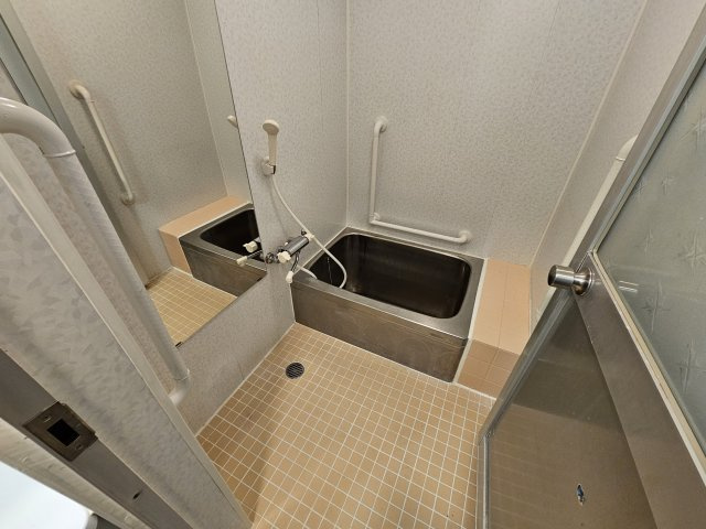 大石東町6丁目貸家の浴室