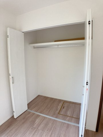 半田市苗代町2丁目戸建の収納