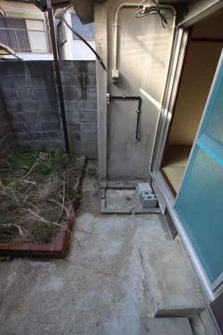 【設備】 | 堺市東区北野田貸家 | 洗濯機置場