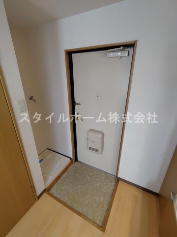 【玄関】 | アストラヘリオス | 別部屋写真です。