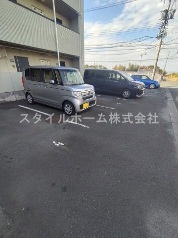 【駐車場】 | アストラヘリオス