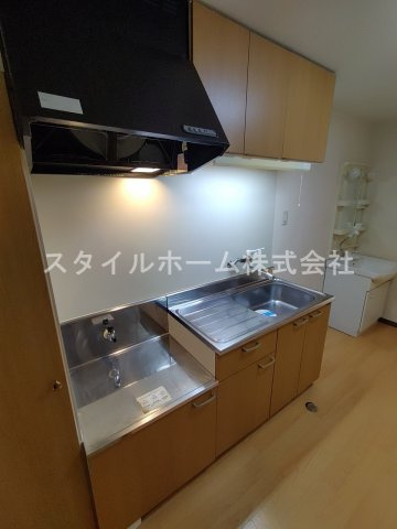 【キッチン】 | アストラヘリオス | 別部屋写真です。