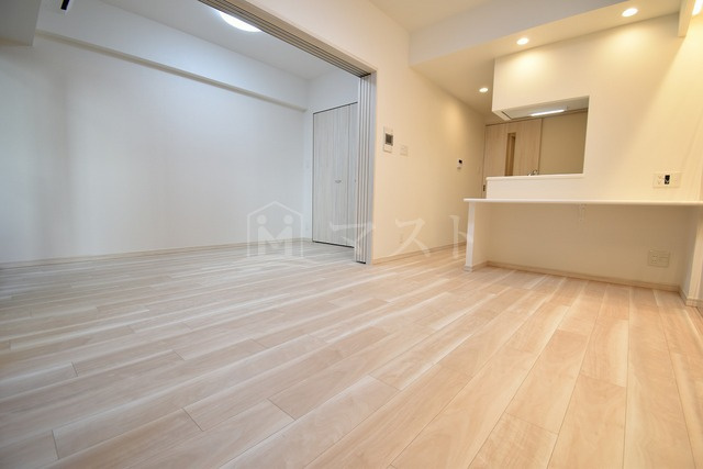 スプランディッド安土町の居間・リビング