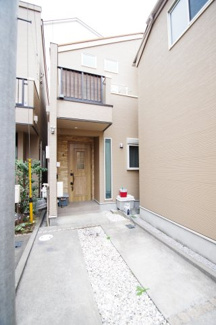 【外観】 | 【仲介手数料無料！！】多摩市和田　中古戸建て　4120万円