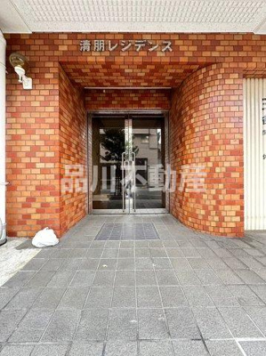 【エントランス】 | 清朋レジデンス | 清潔なエントランスです