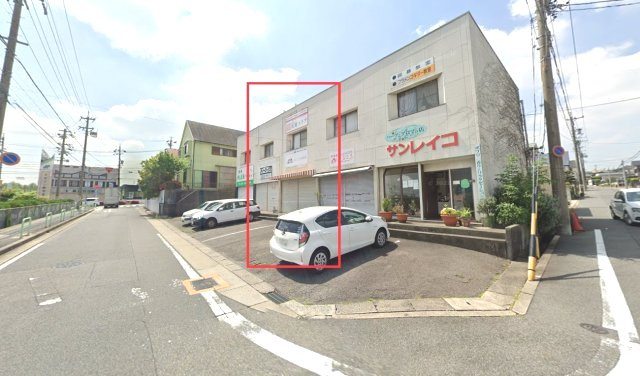 青山住居付き店舗の外観