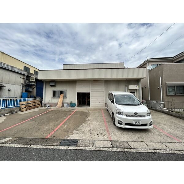 稲熊二階建事務所付倉庫の外観