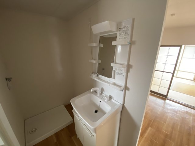 ガーデンハウス Ｃ棟の洗面所